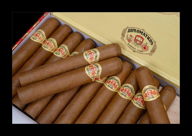Scatola di sigari Diplomaticos Cancilleres Habano Cuba.