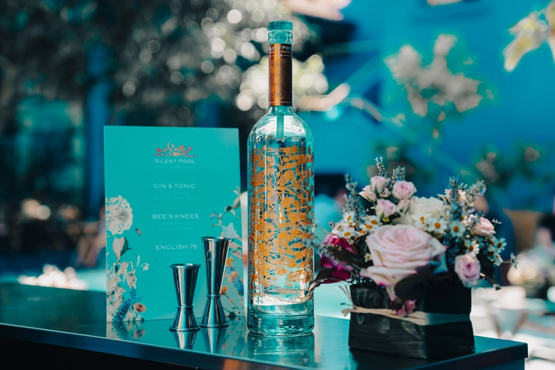 Il sorso lento della sostenibilità: come Silent Pool Gin celebra la Giornata Mondiale delle Api