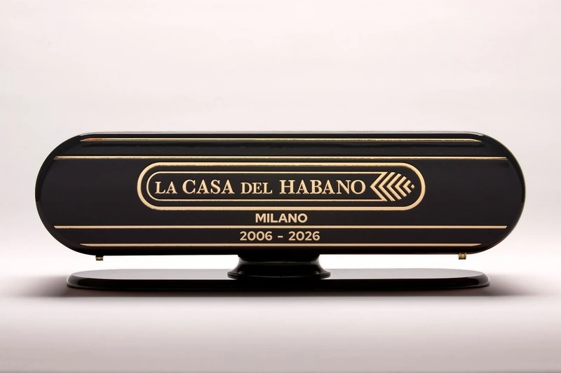Humidor commemorativo XX Anniversario La Casa del Habano Milano