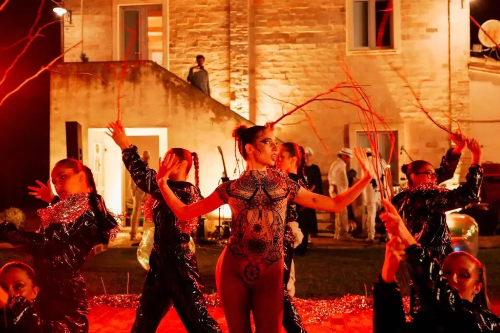 Coreografie e intrattenimento serale per il ventesimo anniversario dell Encuentro Amigos de Partagas